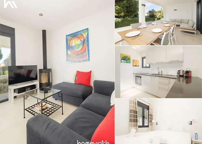 Cozy Holiday Home By The Beach In Costabella, Marbella