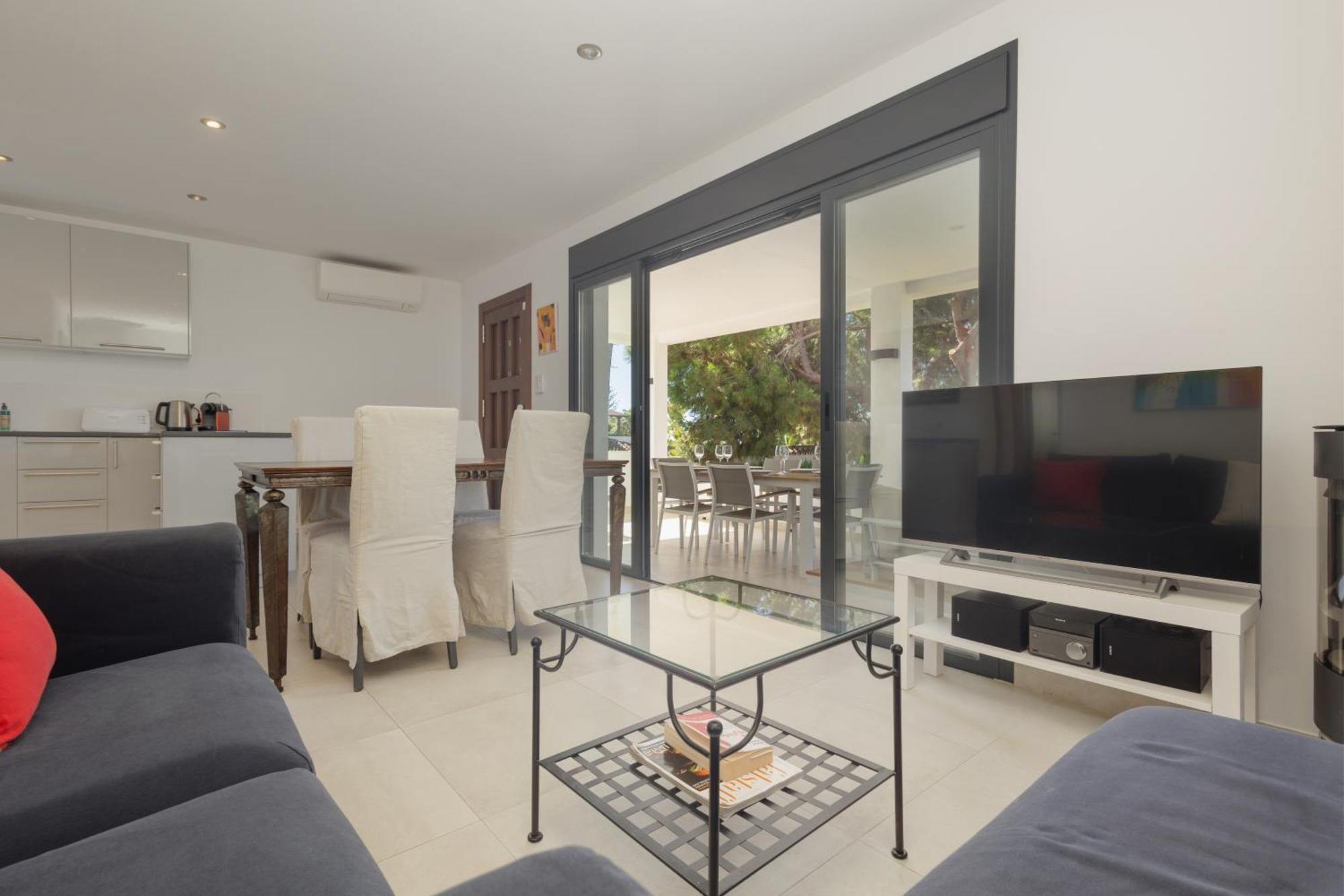 Vakantiehuis Cozy By The In Costabella, *